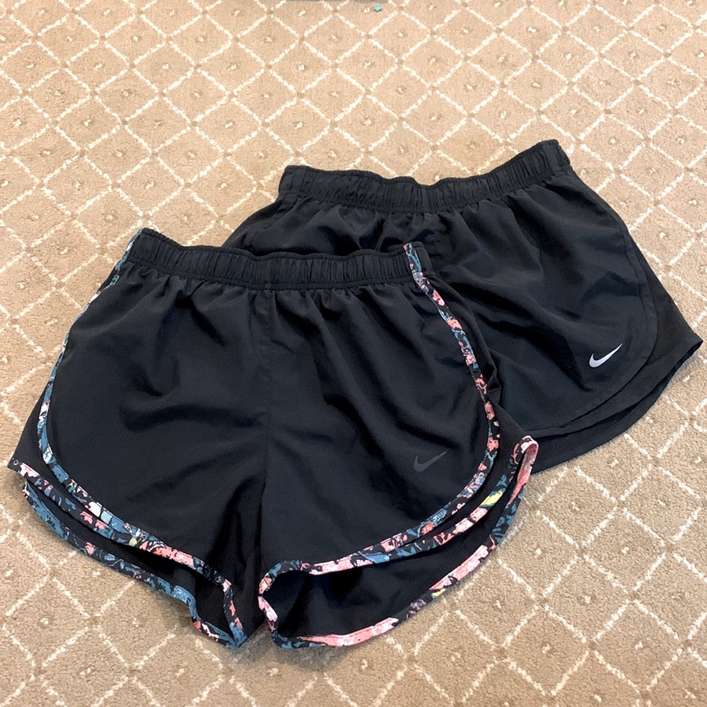 Nike Women’s Tempo Running Shorts